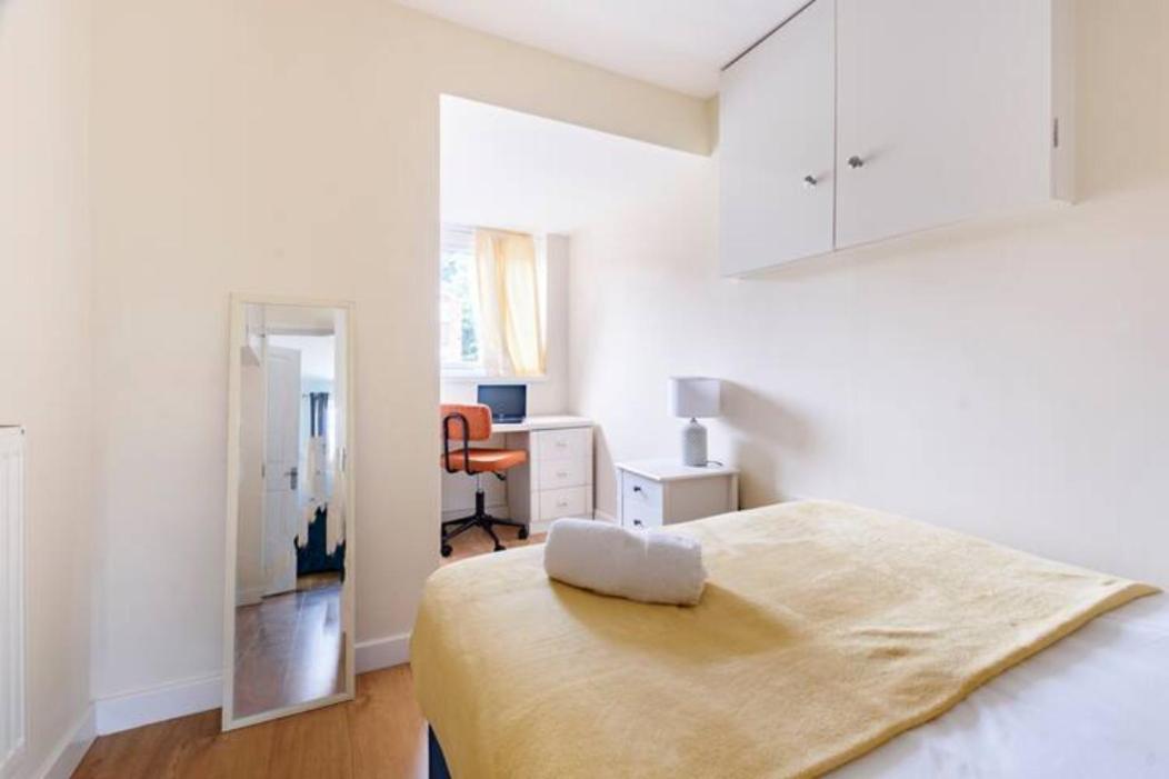 Overbury Lodge, Birmingham With Free Parking * Northfield