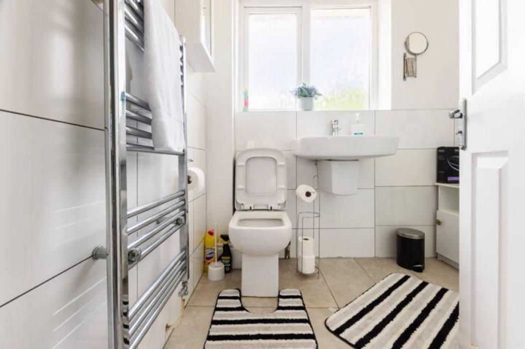 Apartment Overbury Lodge, Birmingham With Free Parking