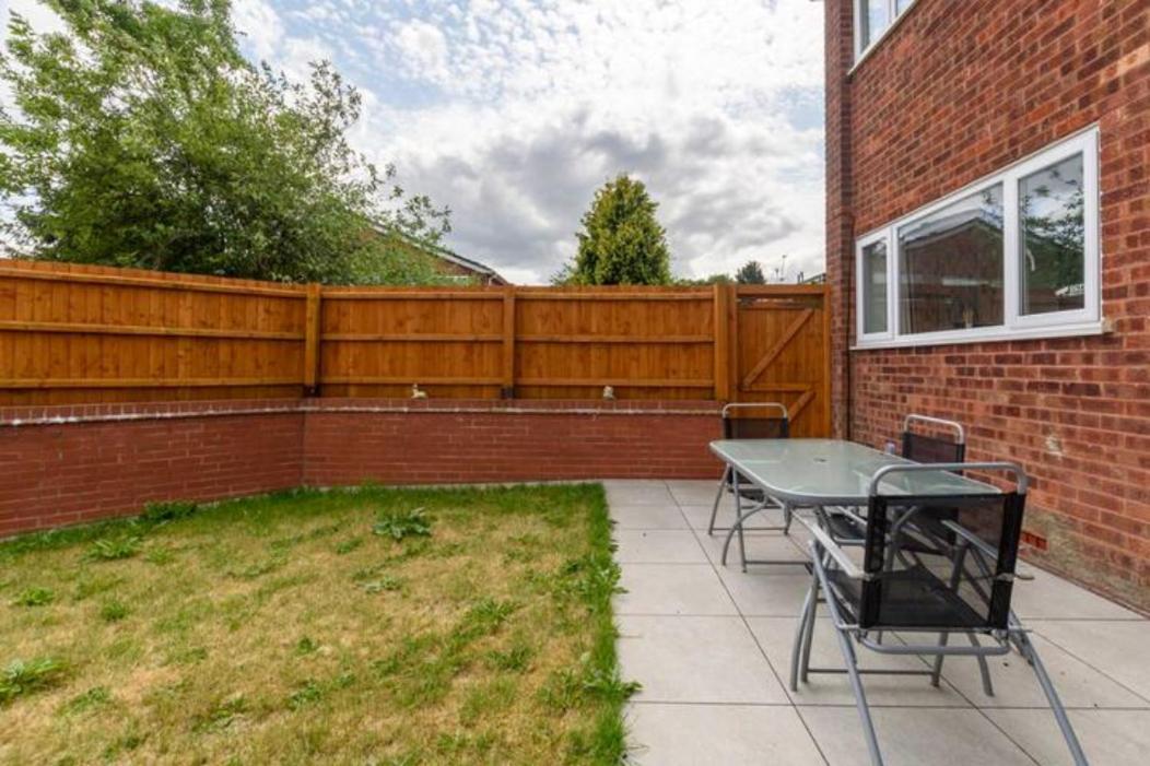 Overbury Lodge, Birmingham With Free Parking *